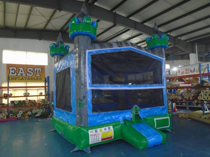 How to Choose the Right Size Bounce House for Your Backyard?